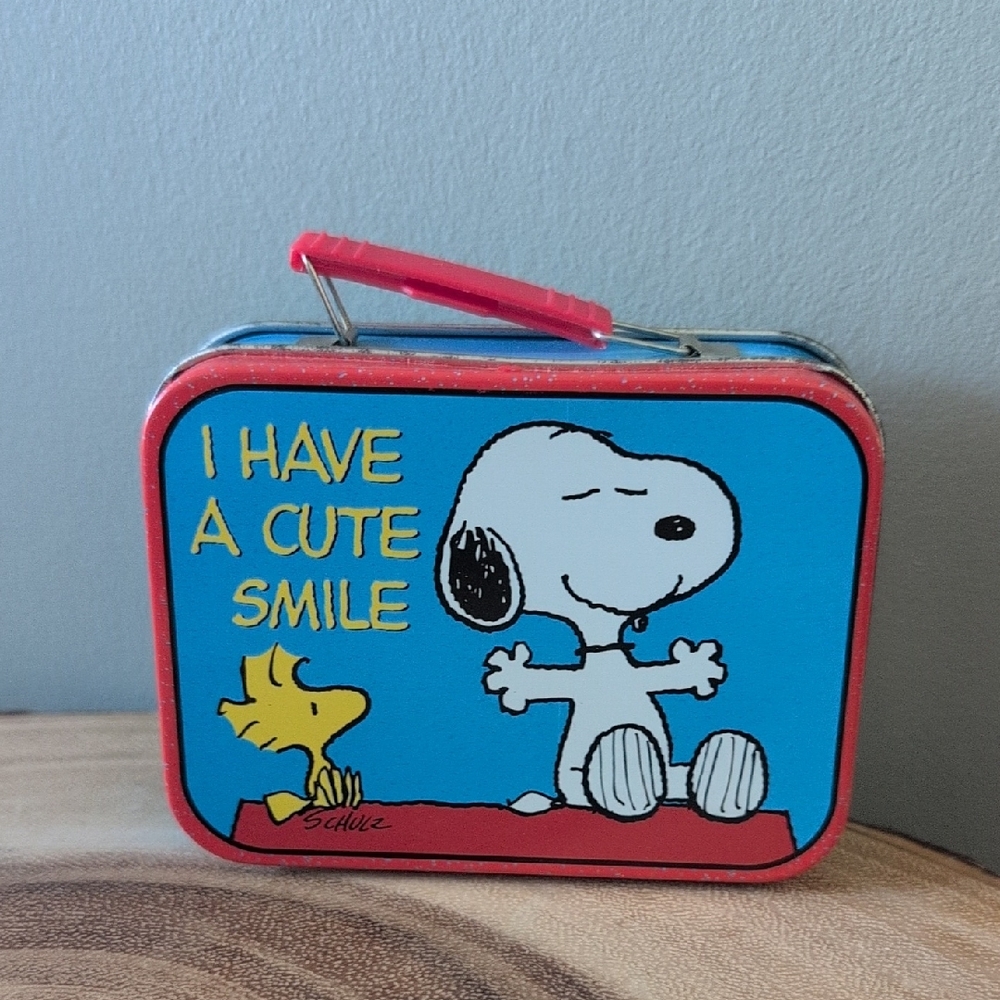 Vintage Snoopy Blue and Red Metal Mini-Lunchbox